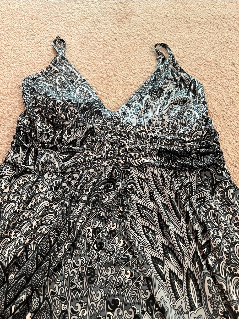 Neesha black  & White Paisley Midi Dress small/medium lightweight stretchy